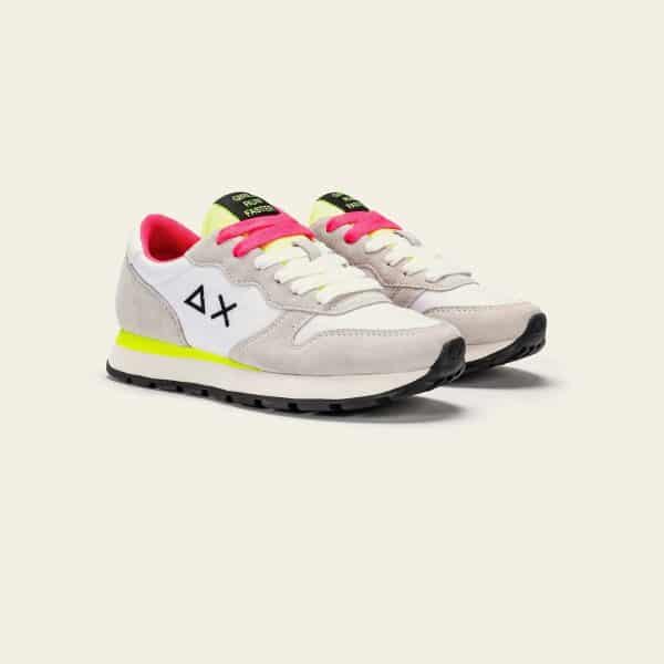 ALLY SOLID NYLON - White — סניקרס לנשים — תמונה 1